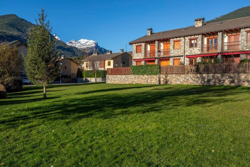 Casa Nieves Daire Villanúa Dış mekan fotoğraf